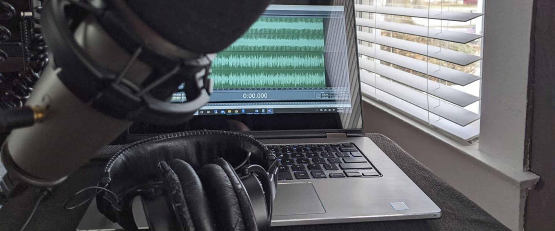 Broadcasting Requirements for Community Radio Stations in West-Central Florida